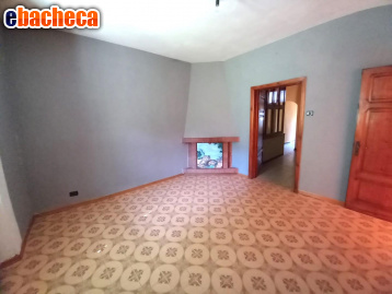 casa indipendente in vendita a Villa Basilica