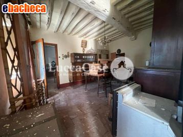casa indipendente in vendita a Villa Basilica