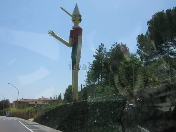 casa indipendente in vendita a Villa Basilica