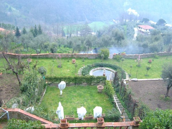 casa indipendente in vendita a Villa Basilica