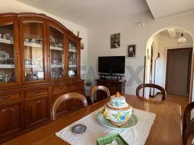 casa indipendente in vendita a Villa Basilica