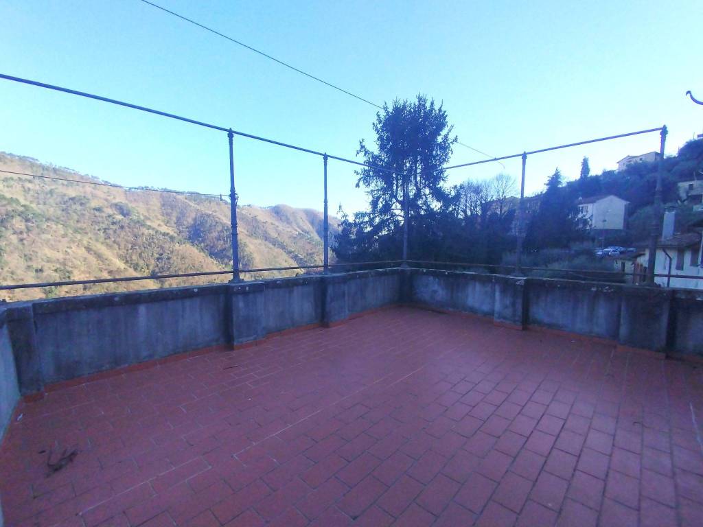 casa indipendente in vendita a Villa Basilica