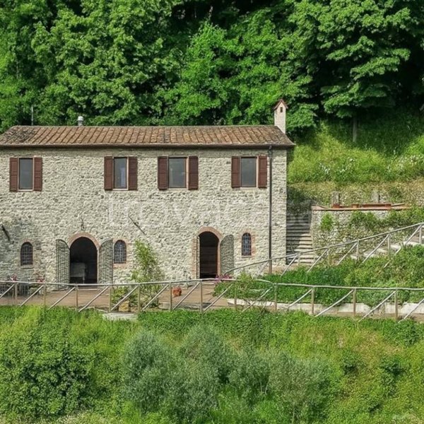 casa indipendente in vendita a Villa Basilica in zona Botticino