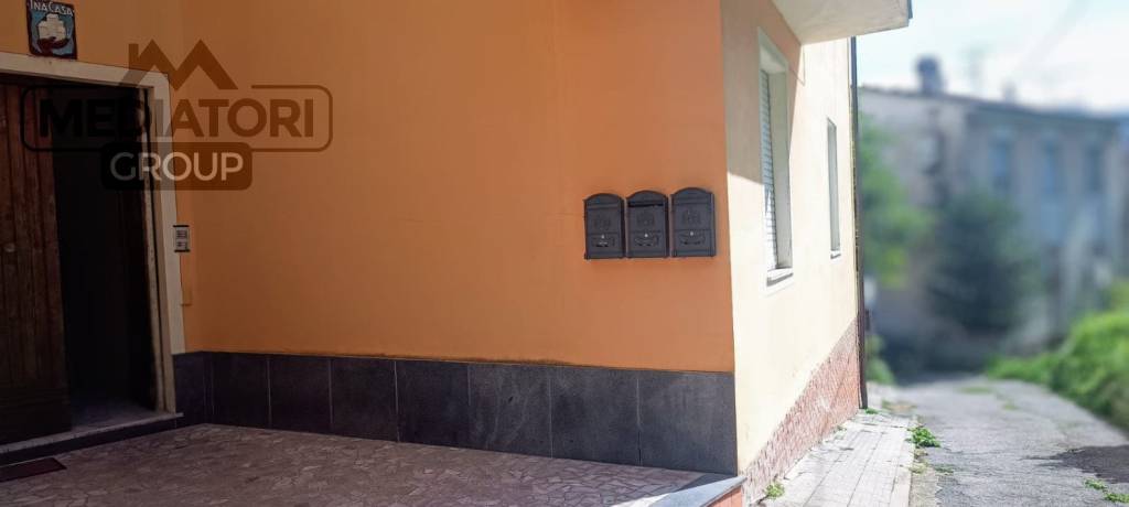 casa indipendente in vendita a Villa Basilica in zona Botticino