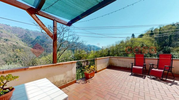 casa indipendente in vendita a Villa Basilica in zona Botticino