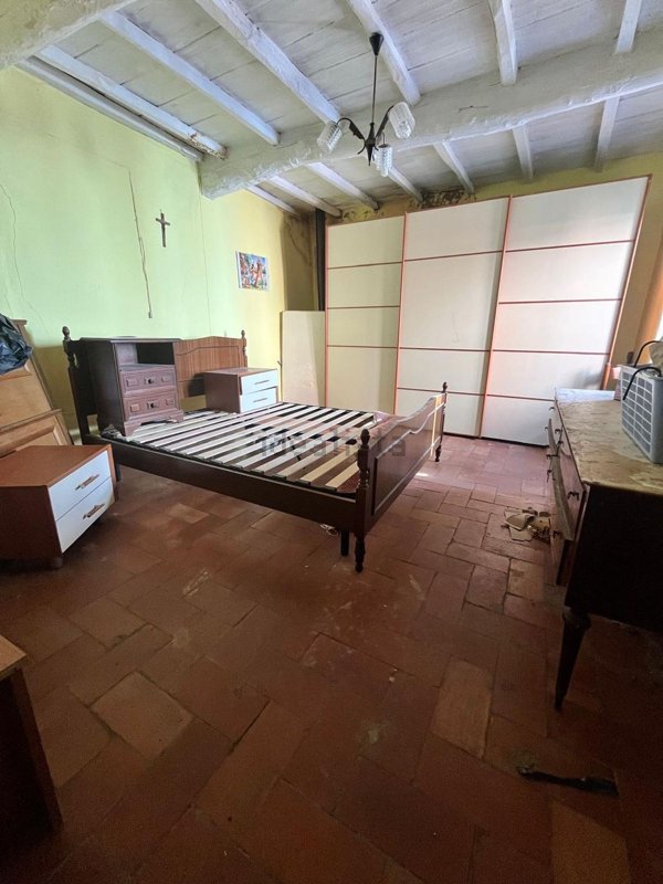 casa indipendente in vendita a Villa Basilica