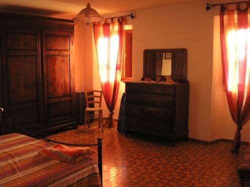 casa indipendente in vendita a Villa Basilica in zona Guzzano