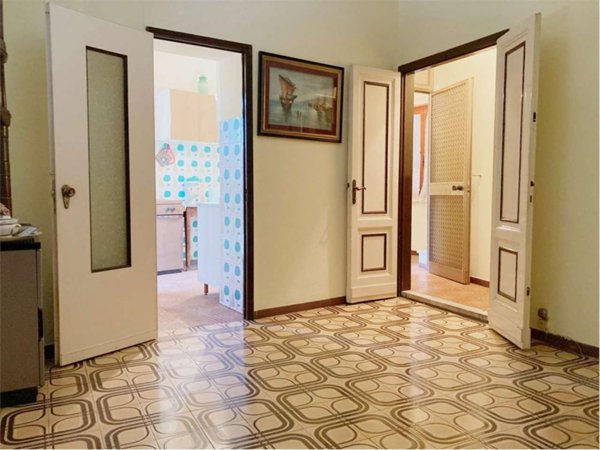 casa indipendente in vendita a Villa Basilica