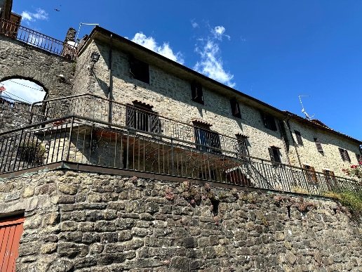 casa indipendente in vendita a Villa Basilica in zona Boveglio