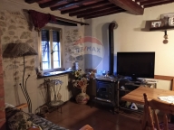 casa indipendente in vendita a Villa Basilica in zona Boveglio