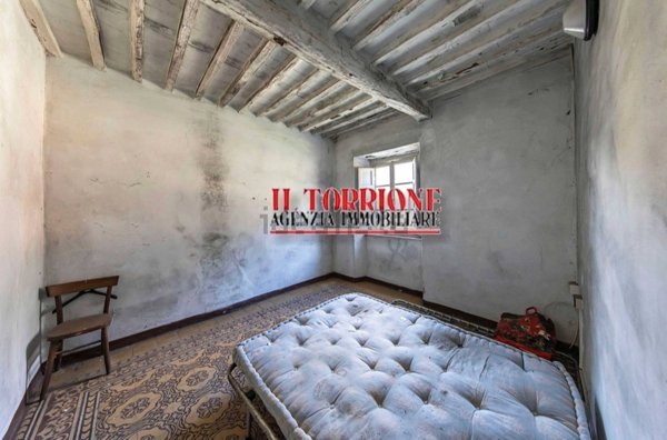 casa indipendente in vendita a Villa Basilica in zona Guzzano