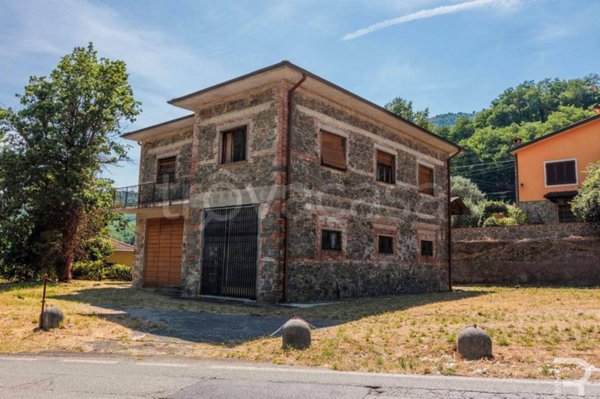 casa indipendente in vendita a Villa Basilica in zona Botticino