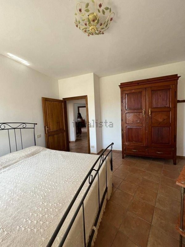 casa indipendente in vendita a Villa Collemandina