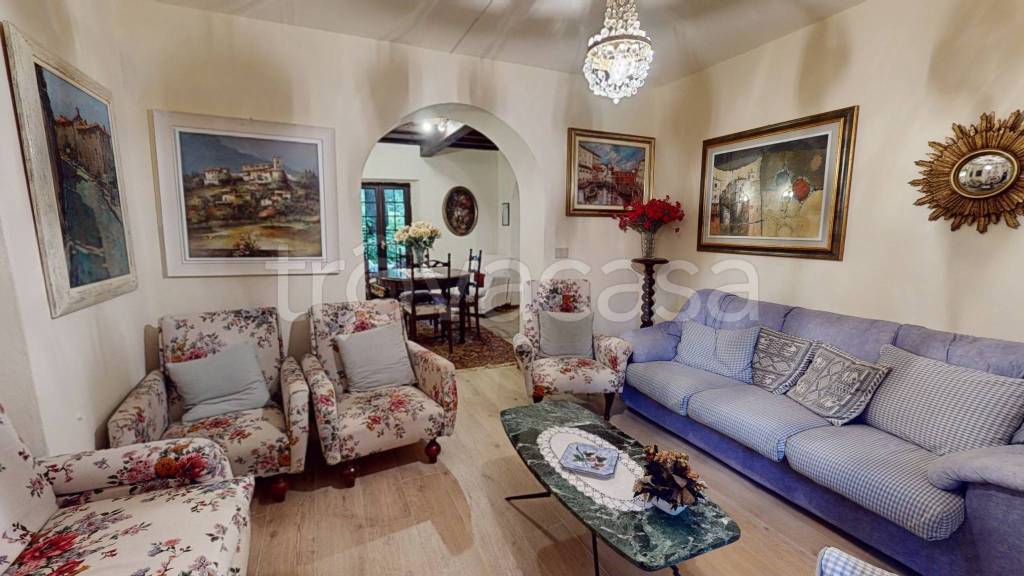 casa indipendente in vendita a Villa Collemandina in zona Corfino