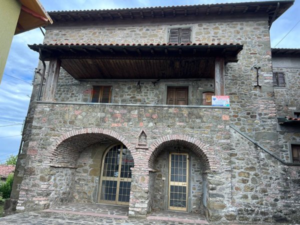 casa indipendente in vendita a Villa Collemandina in zona Sassorosso