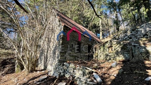 casale in vendita a Fabbriche di Vergemoli