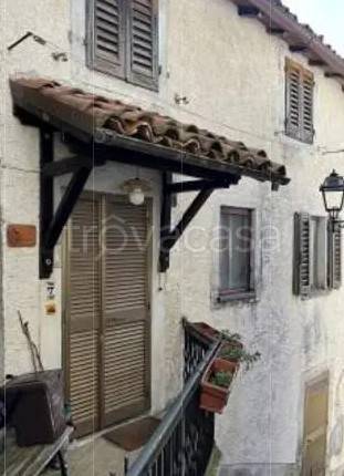 appartamento in vendita a Fabbriche di Vergemoli in zona Vergemoli