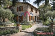 casa indipendente in vendita a Fabbriche di Vergemoli in zona Campolemisi