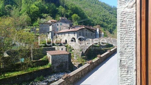 appartamento in vendita a Fabbriche di Vergemoli in zona Fabbriche di Vallico