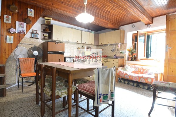 casa indipendente in vendita a Fabbriche di Vergemoli in zona Fornovolasco