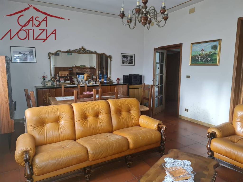 casa indipendente in vendita a Sillano Giuncugnano in zona Sillano