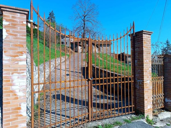 casa indipendente in vendita a Sillano Giuncugnano