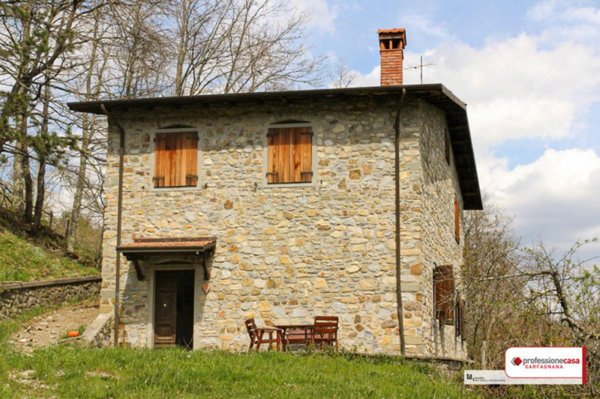 casa indipendente in vendita a Sillano Giuncugnano