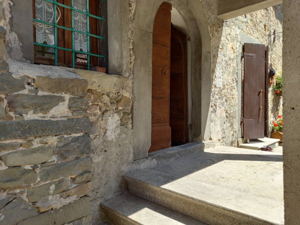 appartamento in vendita a Sillano Giuncugnano in zona Metello