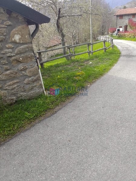 casale in vendita a Sillano Giuncugnano in zona Sillano