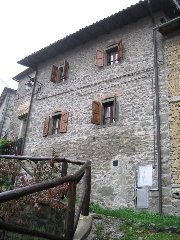 appartamento in vendita a Sillano Giuncugnano in zona Sillano
