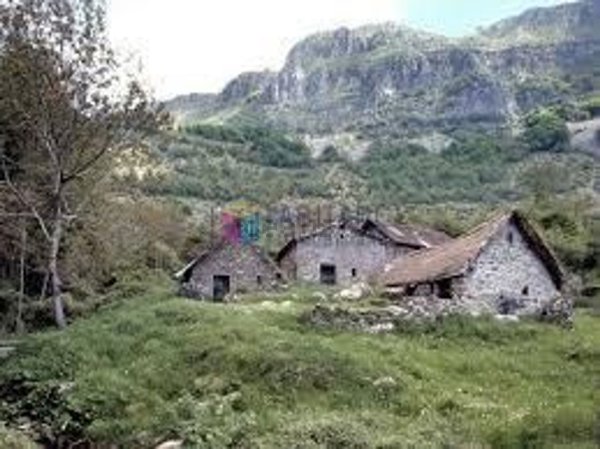 appartamento in vendita a Sillano Giuncugnano in zona Sillano