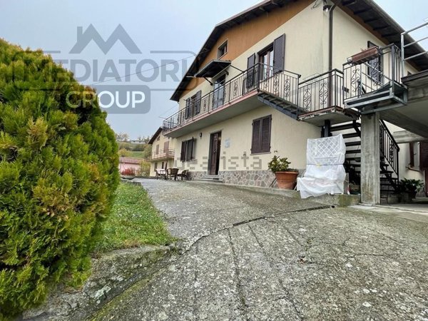 appartamento in vendita a Sillano Giuncugnano in zona Magliano