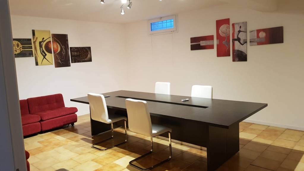 ufficio in vendita ad Agliana