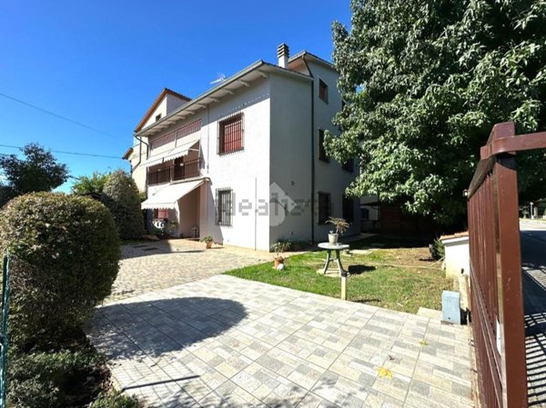 casa indipendente in vendita ad Agliana