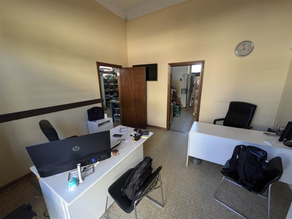 ufficio in vendita ad Agliana