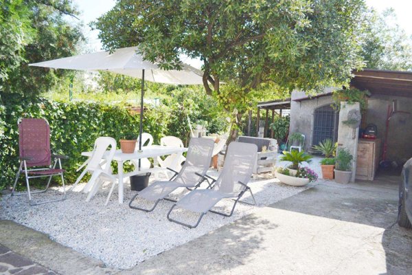 intera palazzina in vendita ad Agliana