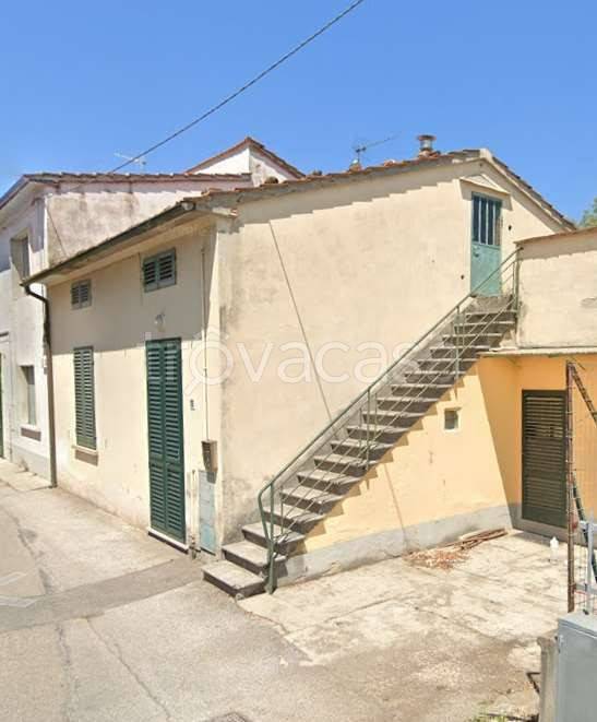 casa indipendente in vendita ad Agliana