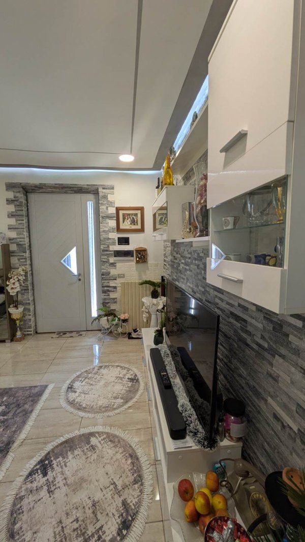 casa indipendente in vendita ad Agliana in zona Spedalino