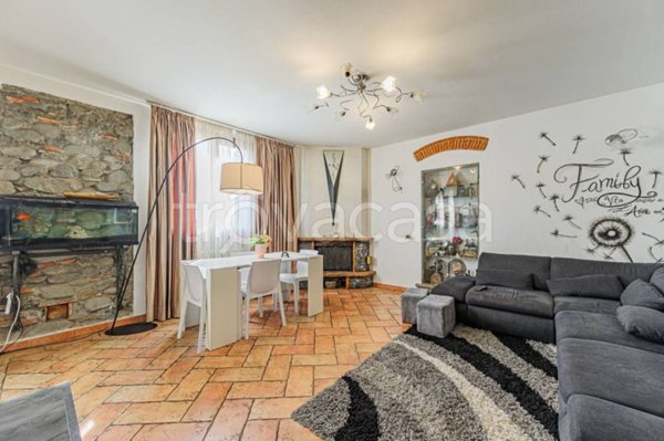 casa indipendente in vendita ad Agliana