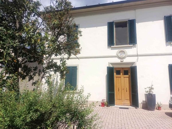 casa indipendente in vendita ad Agliana in zona Spedalino
