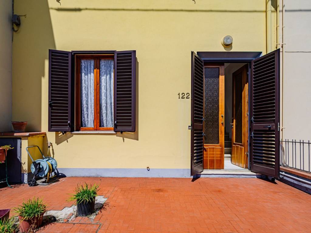 casa indipendente in vendita ad Agliana