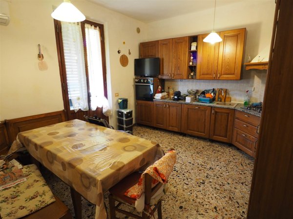 appartamento in vendita ad Agliana in zona Spedalino