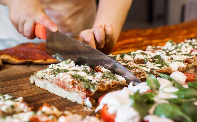 negozio in vendita ad Agliana in zona San Michele