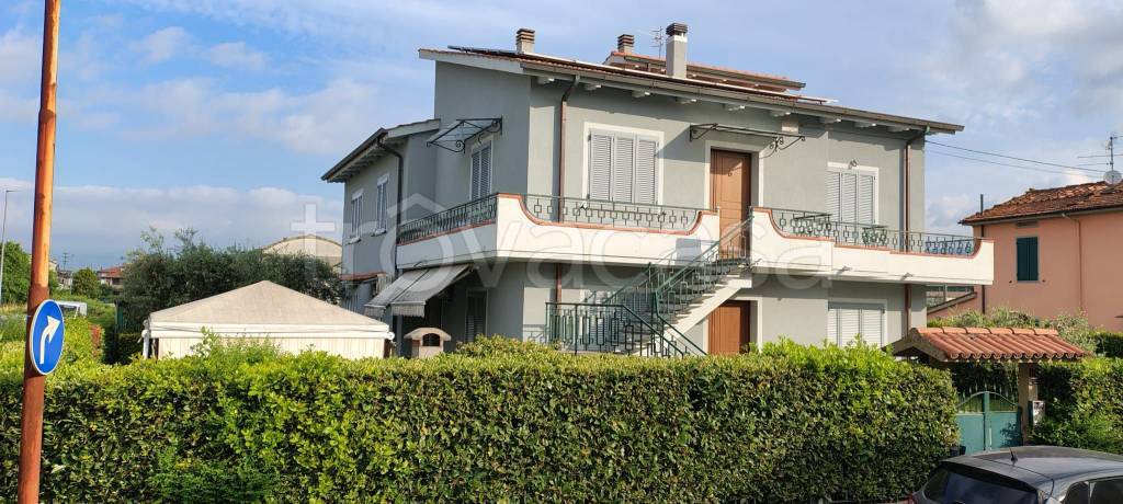 appartamento in vendita ad Agliana