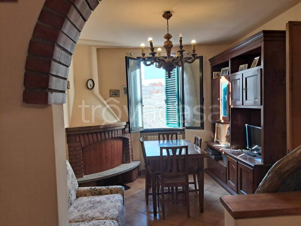 casa indipendente in vendita ad Agliana