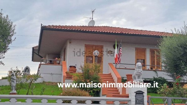 casa indipendente in vendita ad Agliana