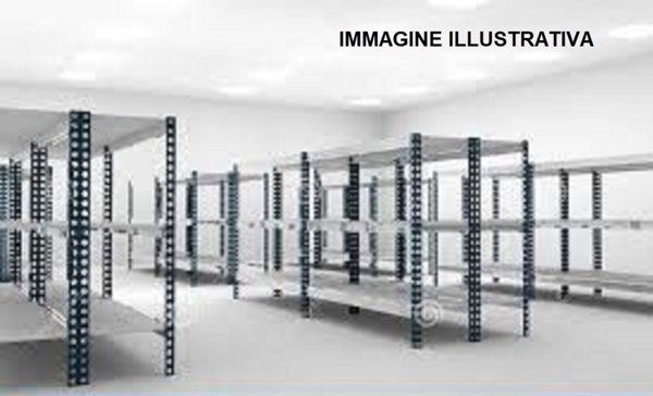 locale di sgombero in vendita ad Agliana