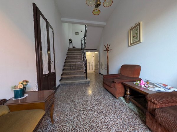 casa semindipendente in vendita ad Agliana