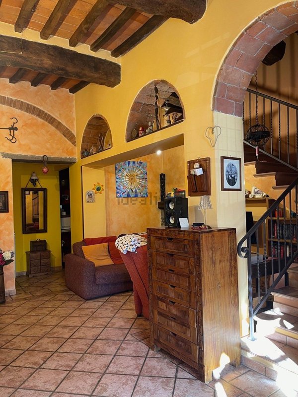 quadrivano in vendita ad Agliana