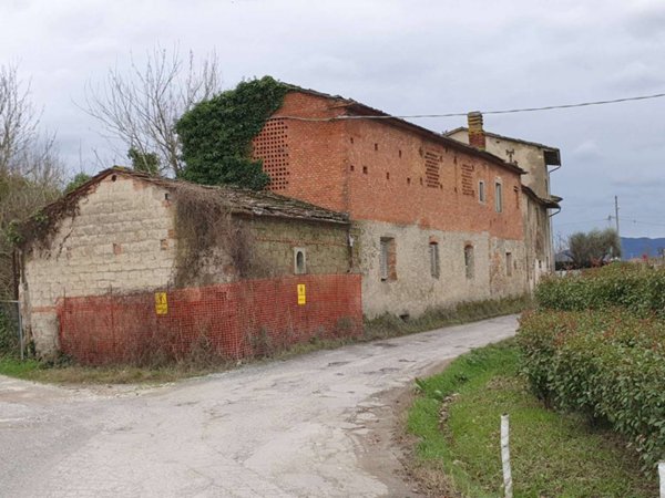 intera palazzina in vendita ad Agliana